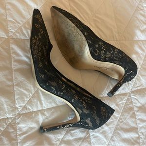 Black lace Sam Edelman pump